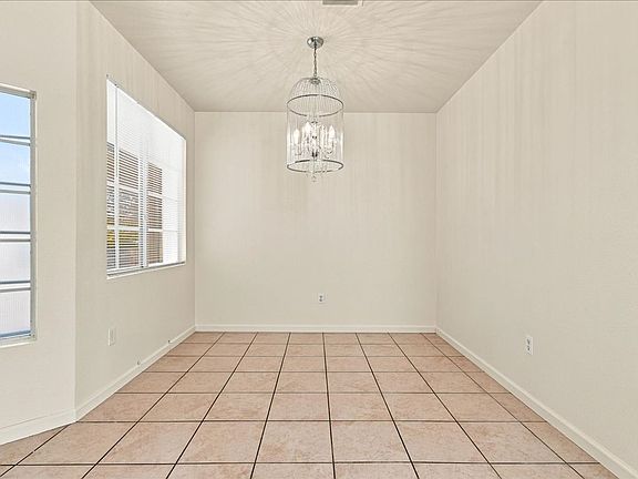 5th image of 2576 N Silver Shadow Dr