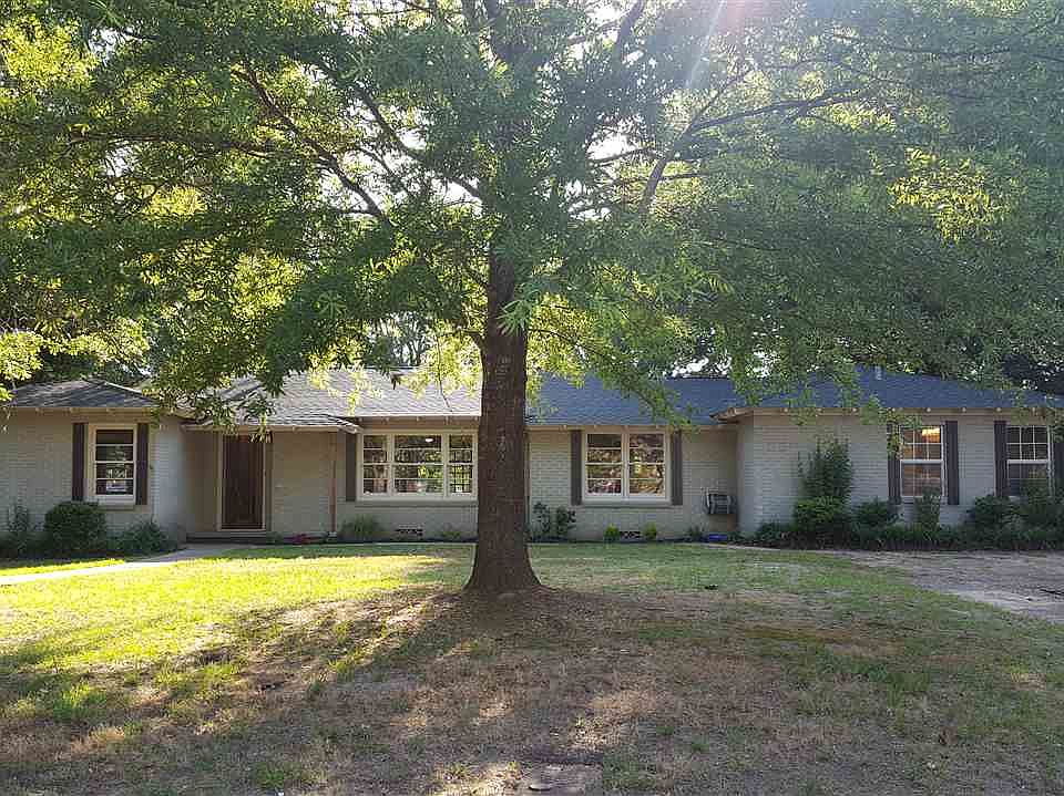 1st image of 3107 Boettcher Dr