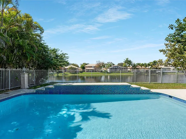 5354 NW 57th Way — Photo 36