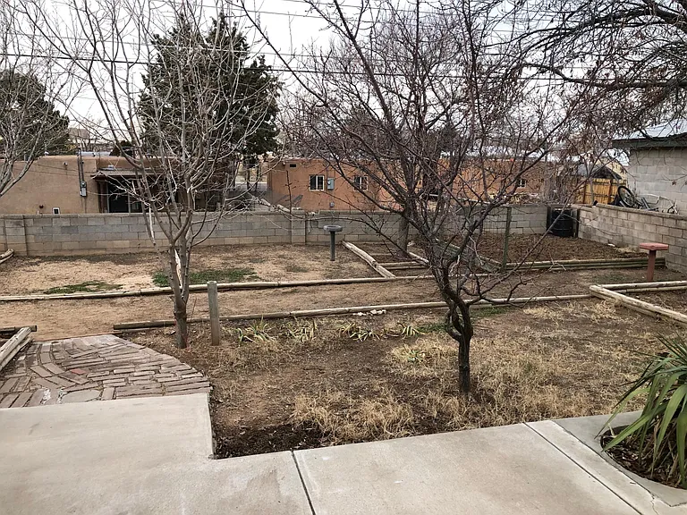 7425 Sky Court Cir NE — Photo 15