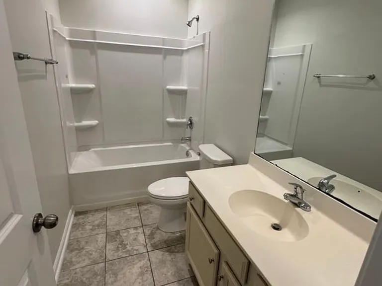 4723 Cloisters Ln — Photo 14