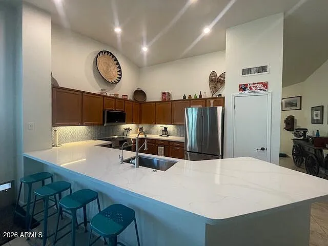 3706 E Desert Flower Ln — Photo 2