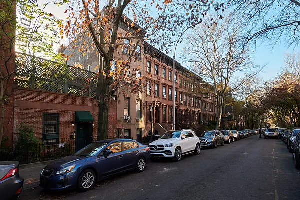 Sold by Compass | media 11