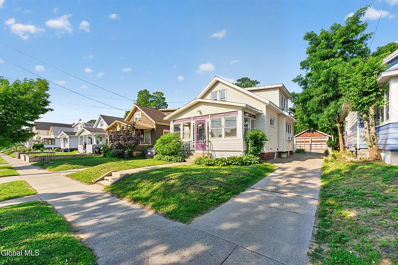 2nd image of 714 Ontario Street
