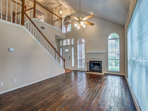 5th image of 412 Brent Dr