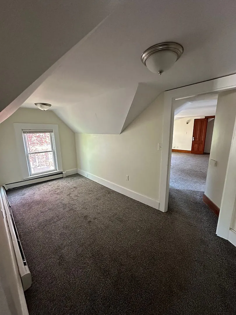 33 Bangor Street — Photo 4
