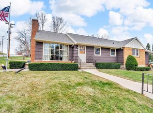 90 Saint Joseph St, Markesan, WI 53946