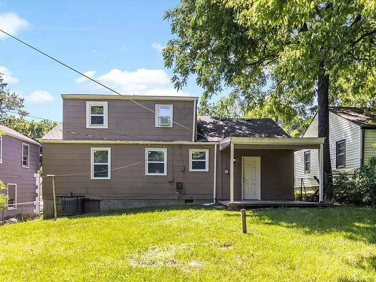 8023 Garfield Ave — Photo 20