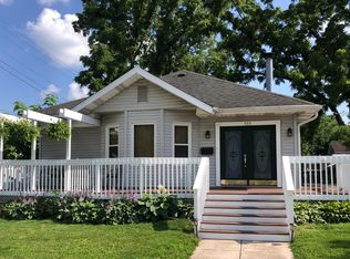 555 Chicago St, Valparaiso, IN 46385