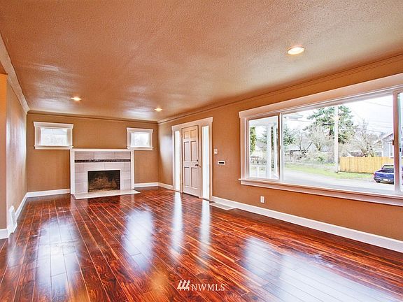 4th image of 3407 S Fawcett Street