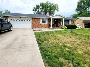 45 Lincoln Rd, Canton, IL 61520