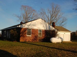 6349 Flatwoods Rd, Rose Hill, VA 24281