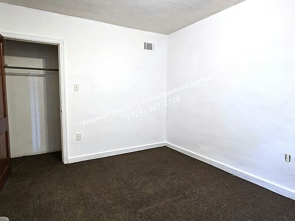 5th image of 717 W New Castle St APT 2