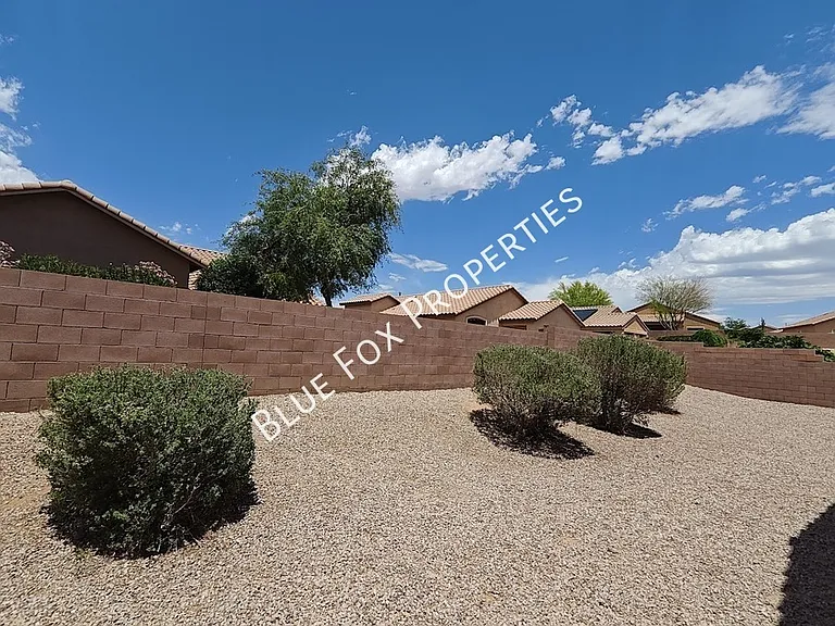 324 N Oak Tree Canyon Loop — Photo 38