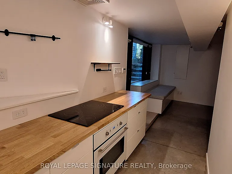 379 Berkeley St #LOWER — Photo 7