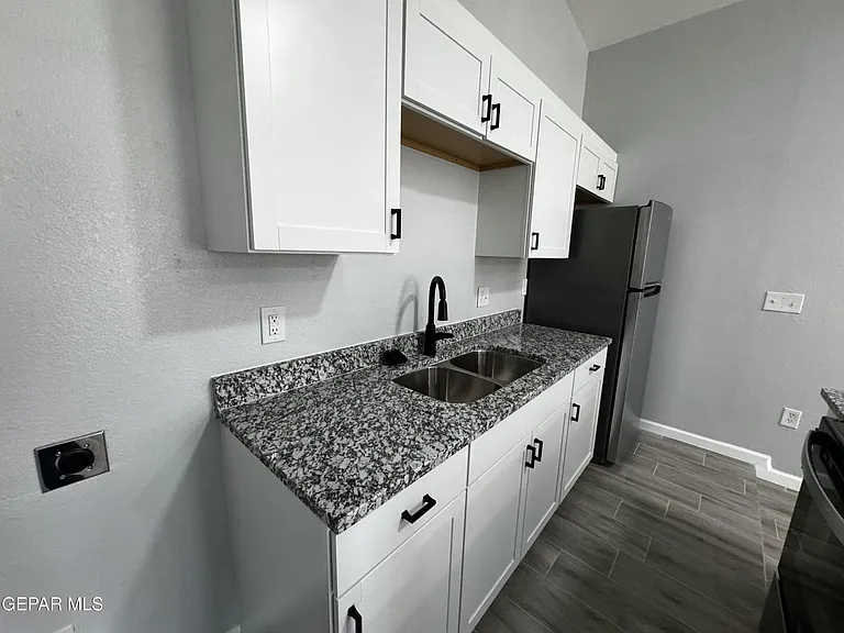 10277 N Loop Dr #C — Photo 12