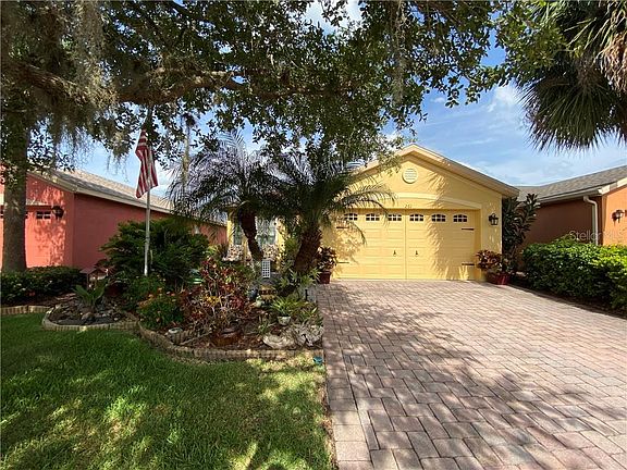 2nd image of 261 Grand Canal Dr