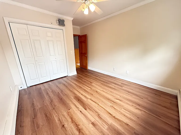 59 Burnside Ave #2 — Photo 5