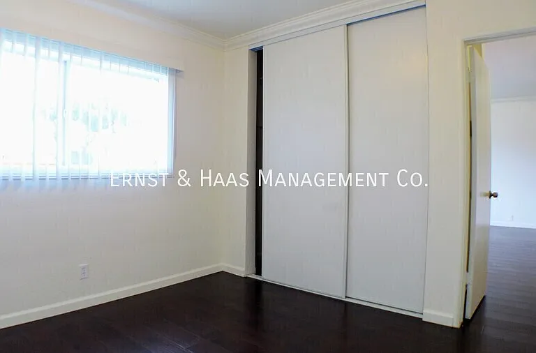 8275 California St — Photo 11