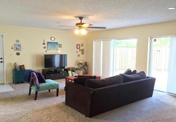 Home For Sale In Winchester Courts