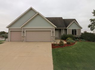 1150 Southern Hills Ln SW, Rochester, MN 55902
