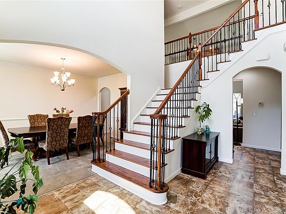 3rd image of 1734 Sunny Brook Dr