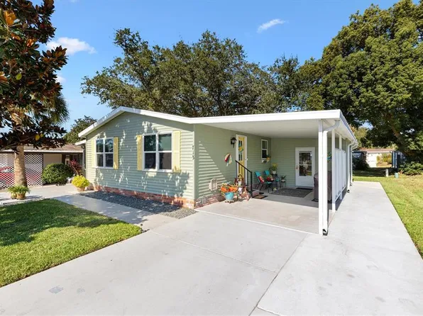713 Sharon Dr, Lady Lake, FL 32159