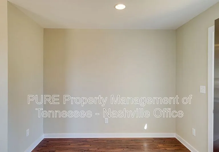 600 Hadley Village Blvd — Photo 14