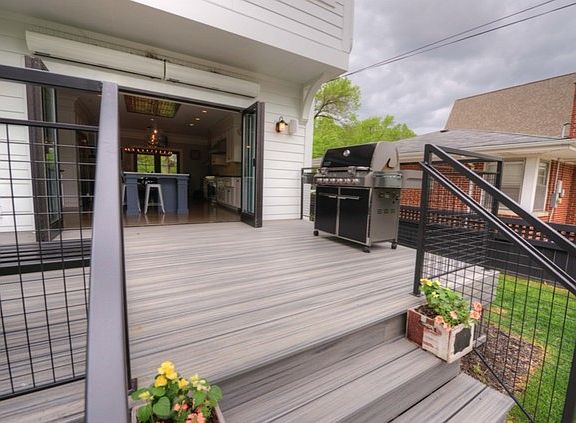 5th image of 4253 Linden Ave