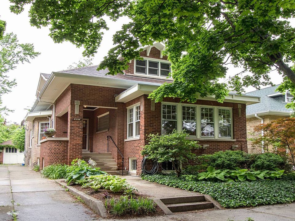 1st image of 6538 N Maplewood Ave