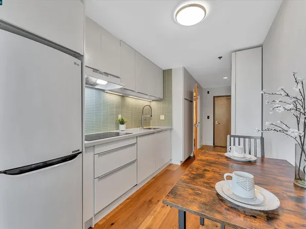 1510 Park Ave #306, Emeryville, CA 94608