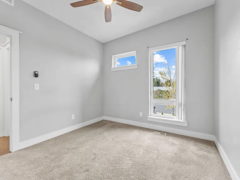 1040 Tennyson St — Photo 23