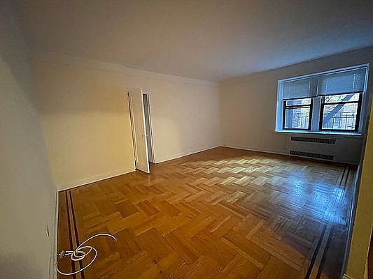 1st image of 172-90 Highland Ave #B2