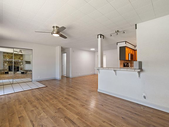 5th image of 18526 Martin Way