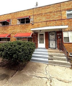 5046 W Jackson Blvd APT C, Chicago, IL, 60644