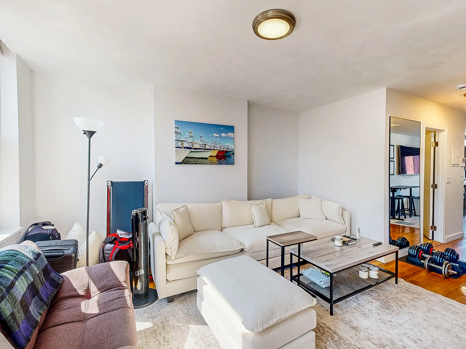 2 bed, 850 sqft, $4,400 — Photo 3