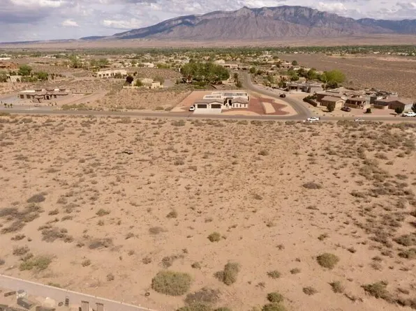3 Don Julio Rd, Corrales, NM 87048