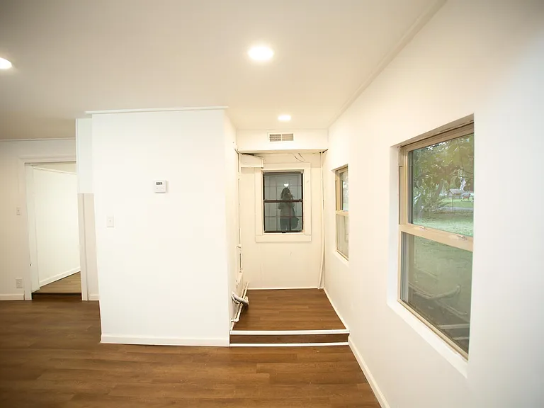 13118 Old River Dr — Photo 7