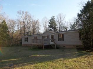 41 Neal Dr, Seminary, MS 39479