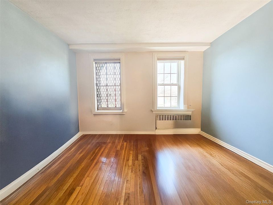 1st image of 14035 Burden Crescent #504