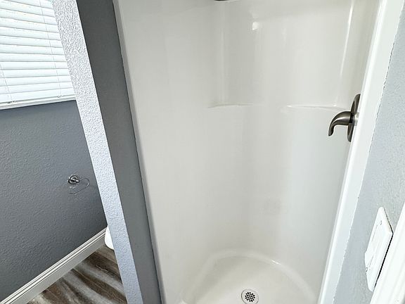 5th image of 2643 32nd St #1