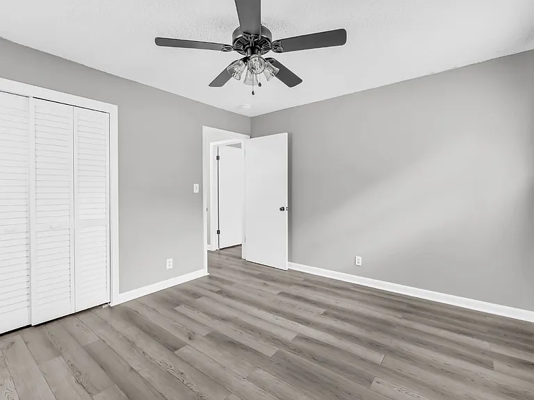 409 Christopher Dr — Photo 20