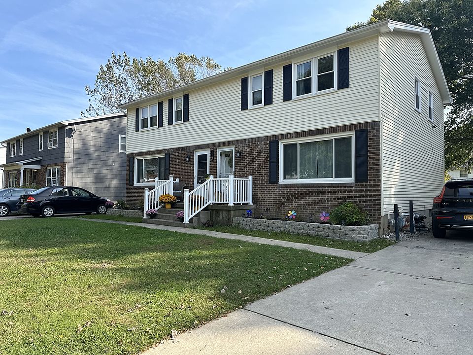 1st image of 113 Grandview Dr #2