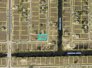 902 NE 1st Ave, Cape Coral, FL 33909