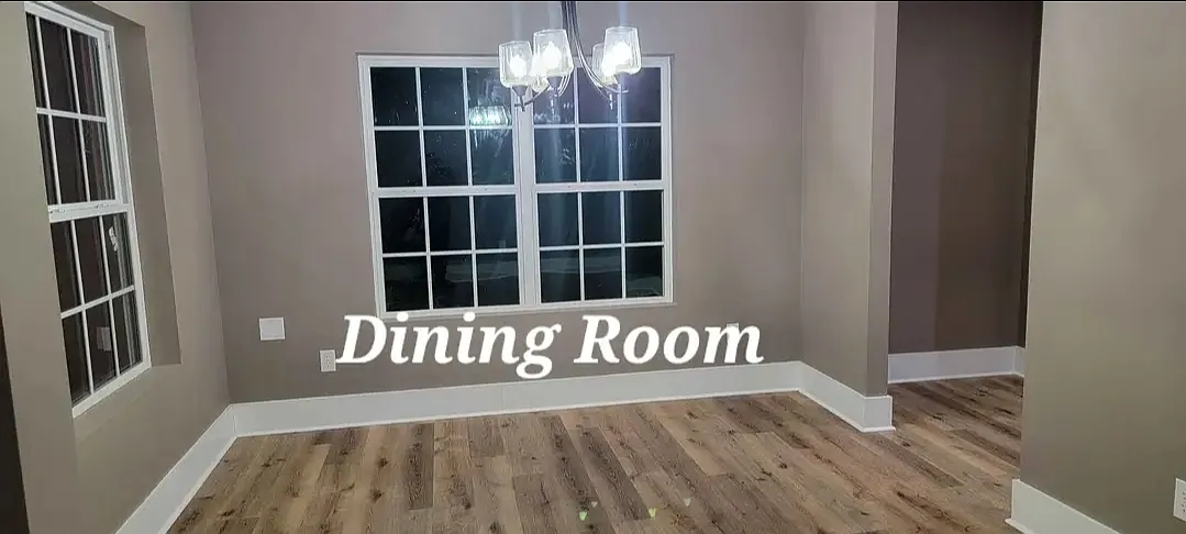 3 bed, 2500 sqft, $2,200 — Photo 1