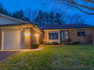 836 Apple Blossom Ln #25, Holland, MI 49423