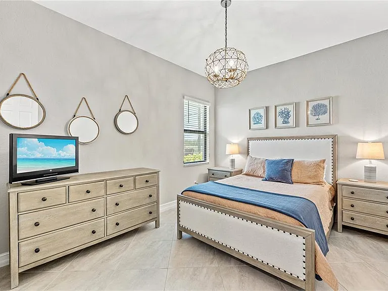 5623 Mulligan Way — Photo 49
