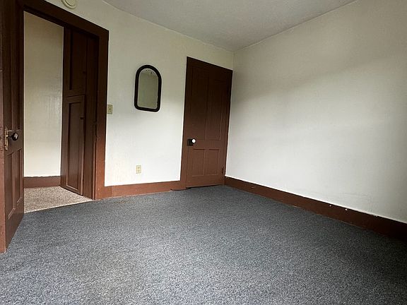 5th image of 15 Oak St #2