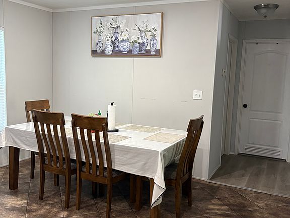 5th image of 7005 Evergreen Way #300