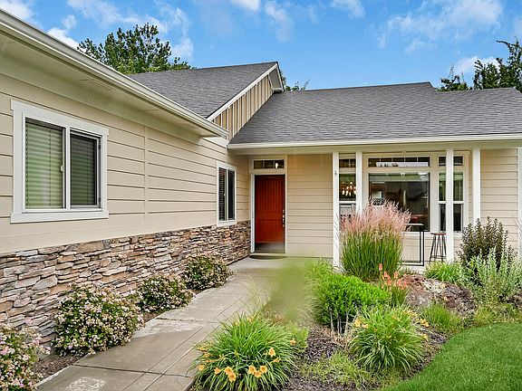 2nd image of 6105 N Gull Rock Pl